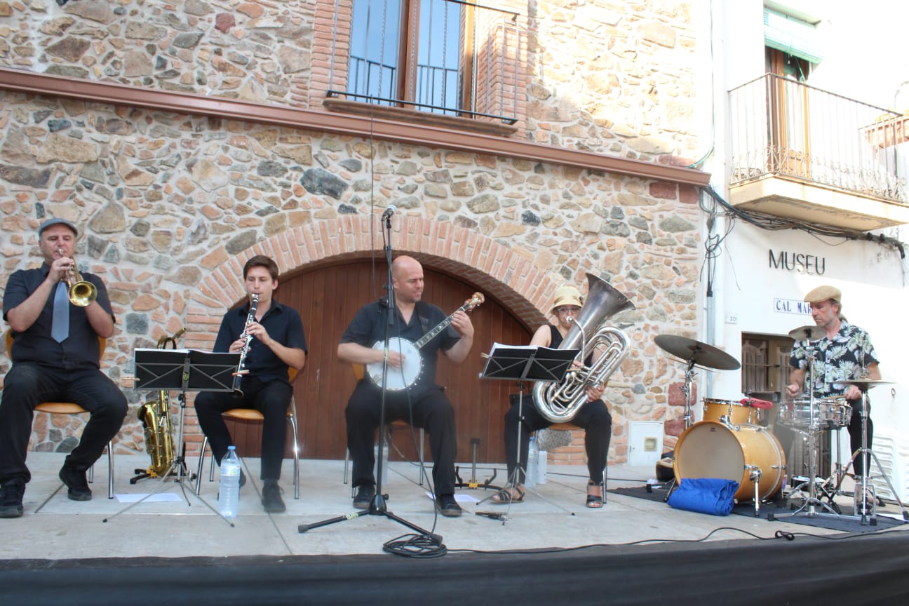 Apocadixie Swing Friends (Fira Temps de Vi)